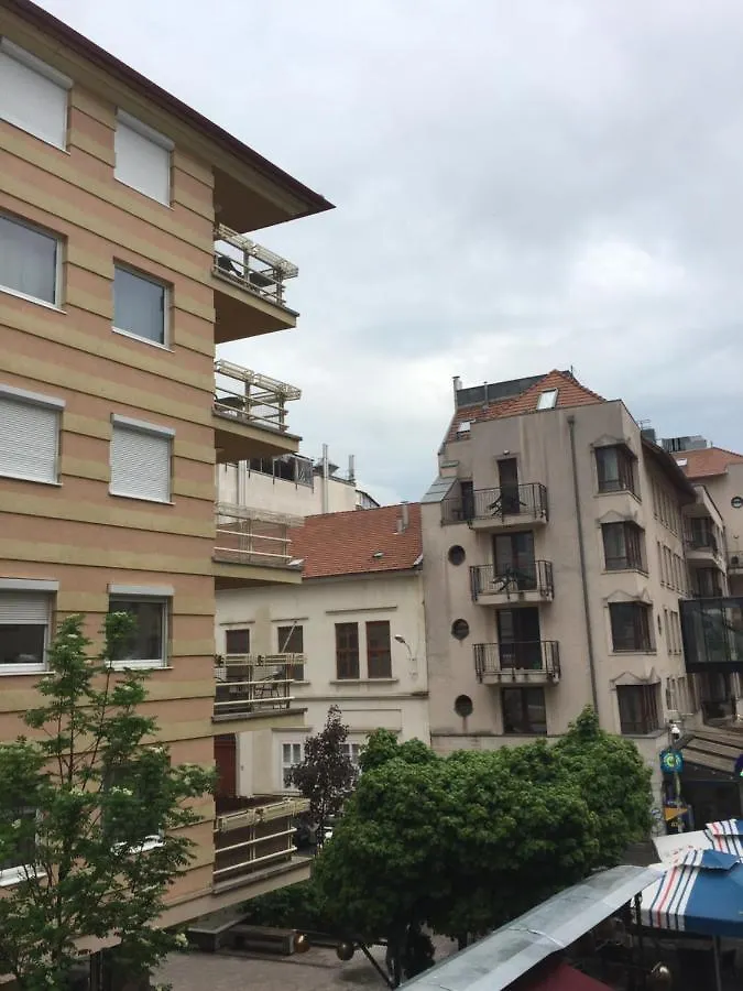 Unique Place In Budapest Lägenhet